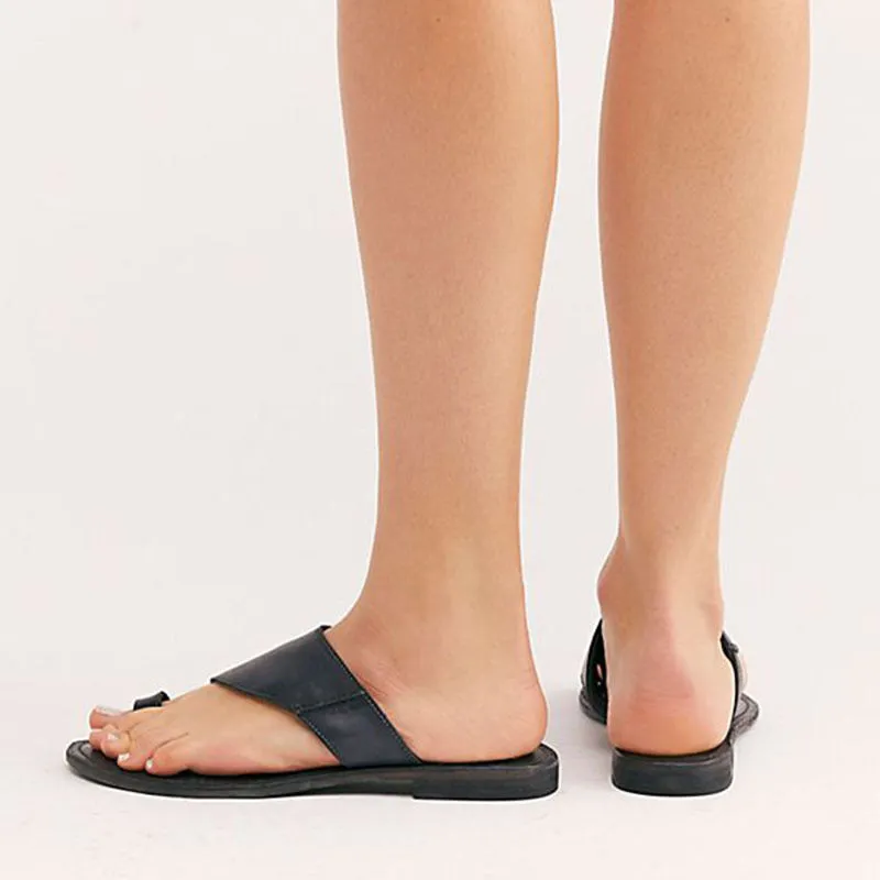 Cutout slip-on slipper