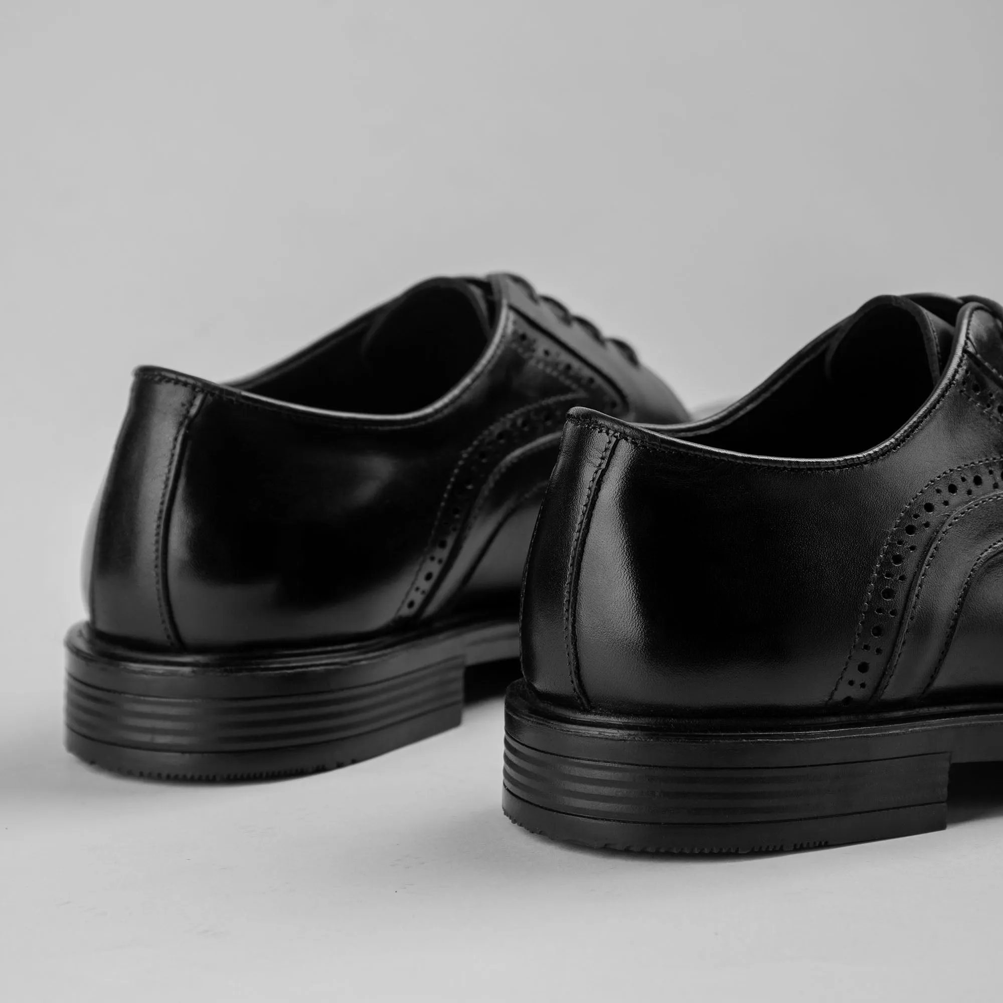 Derby Semi Brogue Shoes - Black